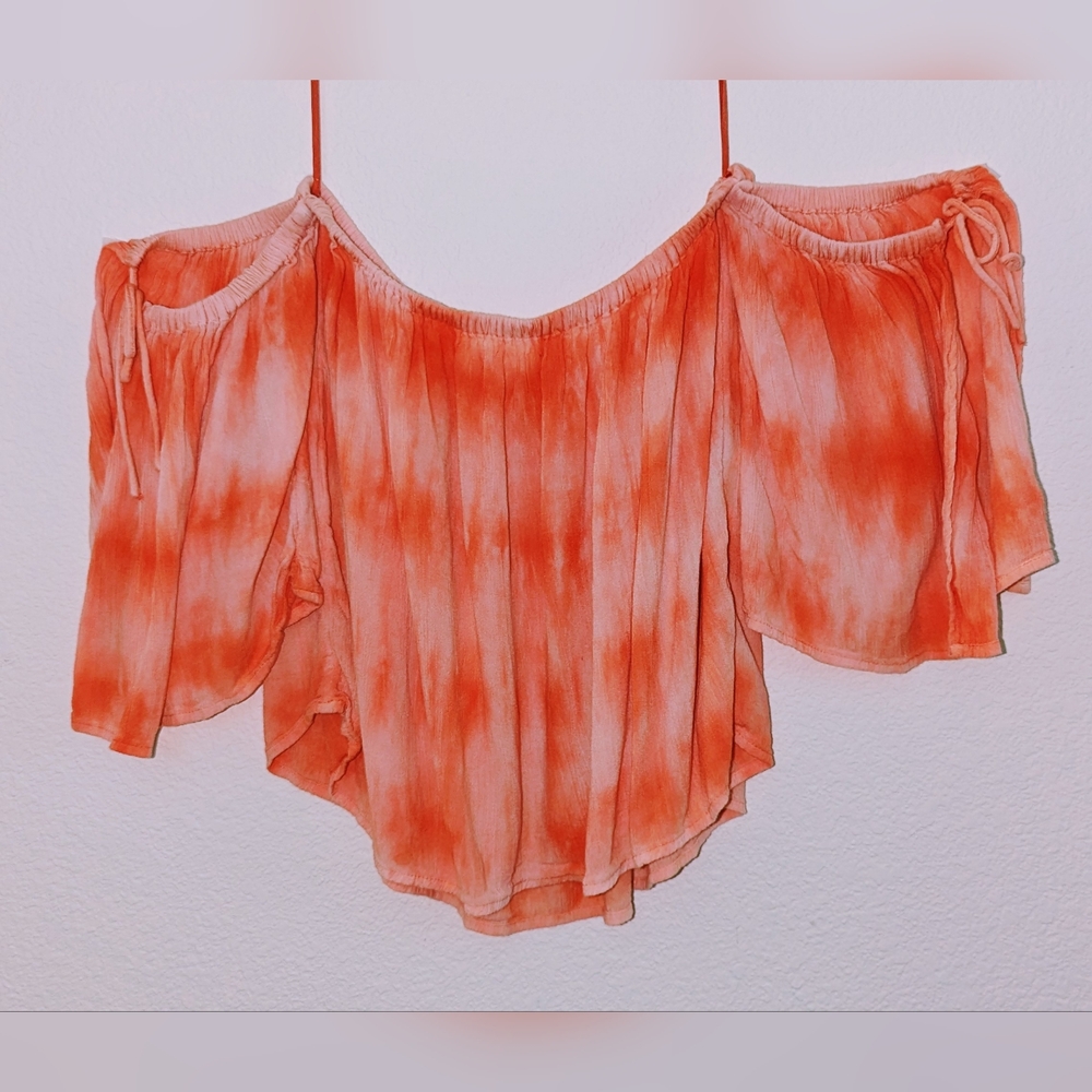 Size Medium Off Shoulder Peach Summer Top by "Billabong"
